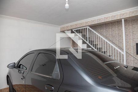Casa à venda com 213m², 2 quartos e 2 vagas Casa à venda com 213m², 2 quartos e 2 vagasGaragem