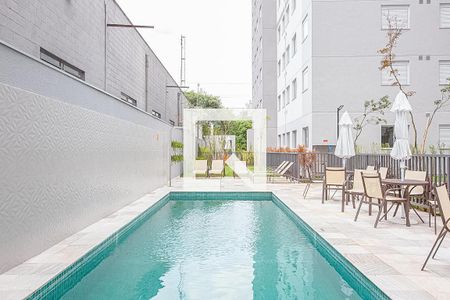 Apartamento para alugar com 40m², 2 quartos e sem vagaÁrea comum - Piscina