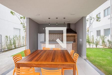 Apartamento para alugar com 40m², 2 quartos e sem vagaÁrea comum - Churrasqueira