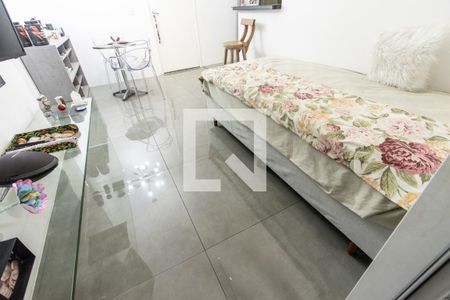 Apartamento à venda com 58m², 2 quartos e 1 vaga Apartamento à venda com 58m², 2 quartos e 1 vagaSala