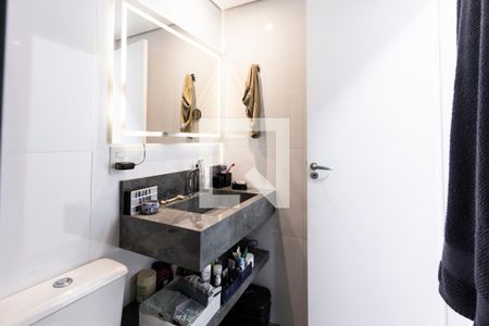 Apartamento à venda com 58m², 2 quartos e 1 vaga Apartamento à venda com 58m², 2 quartos e 1 vagaBanheiro