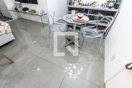 Apartamento à venda com 58m², 2 quartos e 1 vaga Apartamento à venda com 58m², 2 quartos e 1 vagaSala