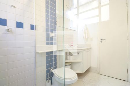 Casa à venda com 220m², 4 quartos e 3 vagasBanheiro da Suíte 4