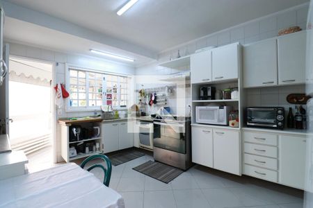 Casa à venda com 220m², 4 quartos e 3 vagasCozinha