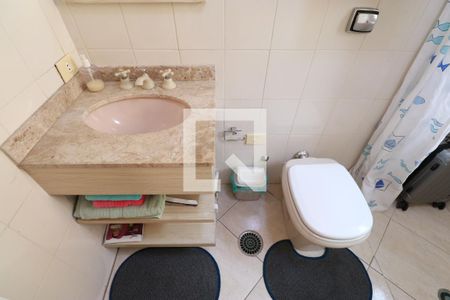 Casa à venda com 220m², 4 quartos e 3 vagasDetalhe do Banheiro da Suíte 2