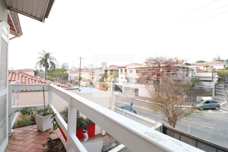 Casa à venda com 220m², 4 quartos e 3 vagasVaranda da suíte 4