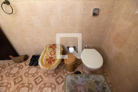 Casa à venda com 359m², 3 quartos e 3 vagas Casa à venda com 359m², 3 quartos e 3 vagasBanheiro