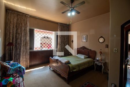 Casa à venda com 359m², 3 quartos e 3 vagas Casa à venda com 359m², 3 quartos e 3 vagasQuarto 2