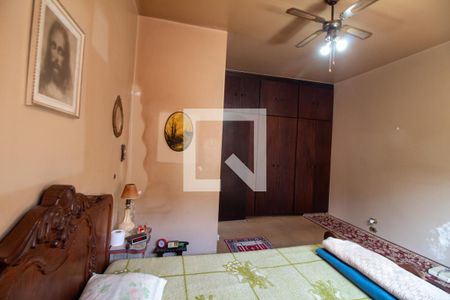 Casa à venda com 359m², 3 quartos e 3 vagas Casa à venda com 359m², 3 quartos e 3 vagasQuarto 2