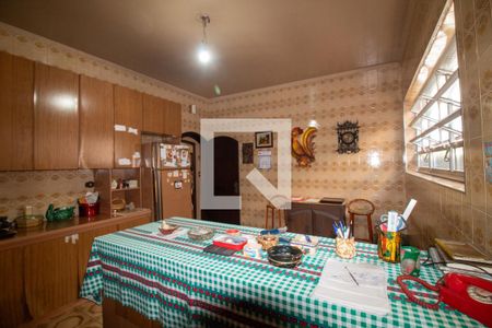 Casa à venda com 359m², 3 quartos e 3 vagas Casa à venda com 359m², 3 quartos e 3 vagasCozinha