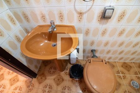 Casa à venda com 359m², 3 quartos e 3 vagas Casa à venda com 359m², 3 quartos e 3 vagasBanheiro de serviço