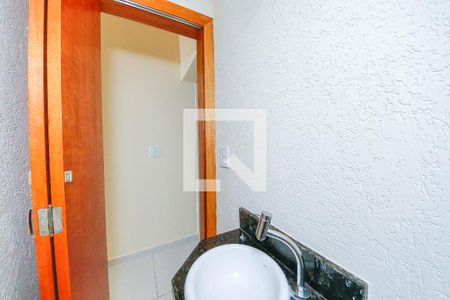 Casa à venda com 120m², 3 quartos e sem vaga Casa à venda com 120m², 3 quartos e sem vagaLavabo