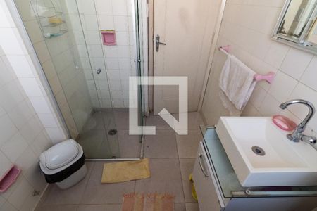 Casa à venda com 180m², 2 quartos e 2 vagas Casa à venda com 180m², 2 quartos e 2 vagasBanheiro