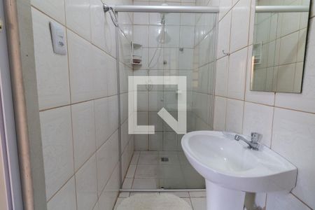 Casa à venda com 180m², 2 quartos e 2 vagas Casa à venda com 180m², 2 quartos e 2 vagasBanheiro/serviço