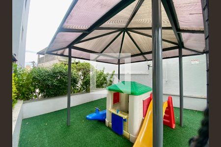 Apartamento à venda com 61m², 2 quartos e 1 vaga Apartamento à venda com 61m², 2 quartos e 1 vagaPlayground