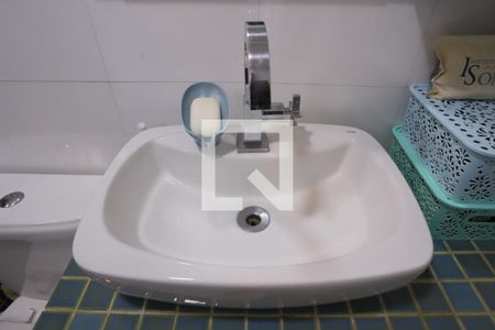 Apartamento à venda com 61m², 2 quartos e 1 vaga Apartamento à venda com 61m², 2 quartos e 1 vagaBanheiro