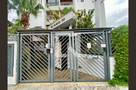 Apartamento à venda com 61m², 2 quartos e 1 vaga Apartamento à venda com 61m², 2 quartos e 1 vagaFachada