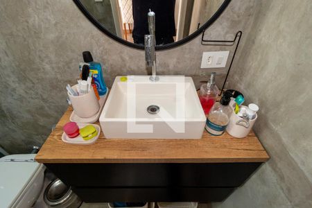 Casa à venda com 330m², 2 quartos e 2 vagas Casa à venda com 330m², 2 quartos e 2 vagasDetalhe Banheiro - Suíte 2