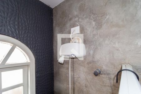 Casa à venda com 330m², 2 quartos e 2 vagas Casa à venda com 330m², 2 quartos e 2 vagasDetalhe Banheiro - Suíte 2