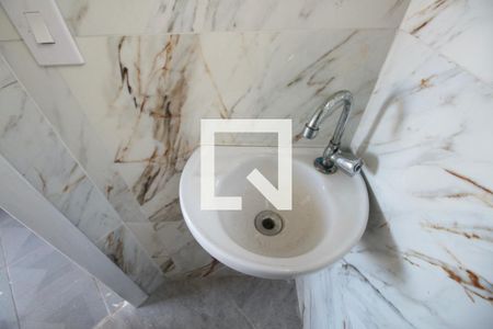 Apartamento para alugar com 220m², 3 quartos e 2 vagas