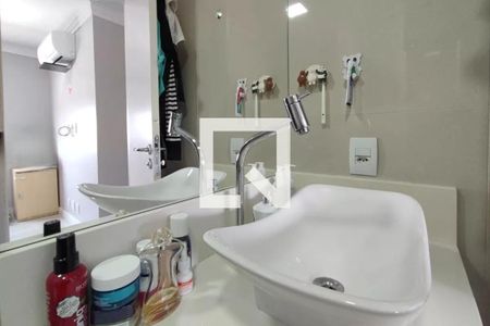 Apartamento à venda com 64m², 2 quartos e 1 vaga Apartamento à venda com 64m², 2 quartos e 1 vagaBanheiro Suíte