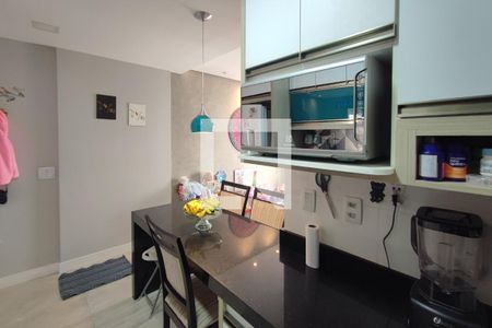 Apartamento à venda com 64m², 2 quartos e 1 vaga Apartamento à venda com 64m², 2 quartos e 1 vagaCozinha