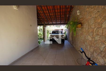 Casa de condomínio à venda com 320m², 4 quartos e 2 vagas Casa de condomínio à venda com 320m², 4 quartos e 2 vagasGaragem