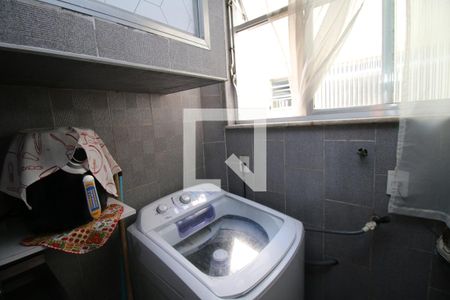 Apartamento à venda com 105m², 4 quartos e sem vagaCozinha e Área de Serviço