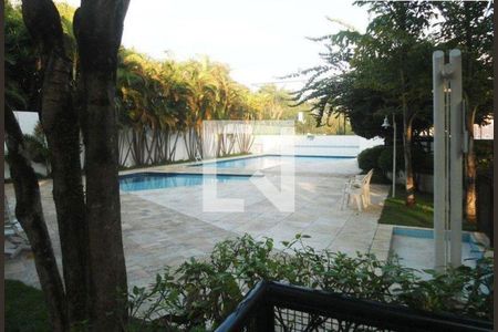 Casa de condomínio à venda com 205m², 3 quartos e 2 vagas