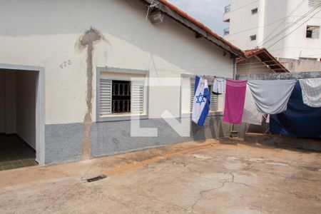Casa à venda com 227m², 3 quartos e 4 vagasÁREA EXTERNA FRENTE
