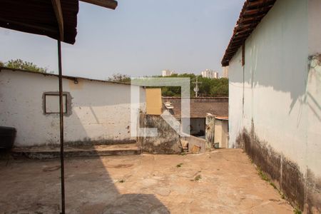 Casa à venda com 227m², 3 quartos e 4 vagasÁREA EXTERNA LATERAL