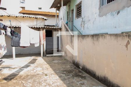 Casa à venda com 227m², 3 quartos e 4 vagasÁREA EXTERNA FUNDOS