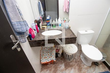 Casa de condomínio à venda com 198m², 4 quartos e 2 vagasSuíte 1