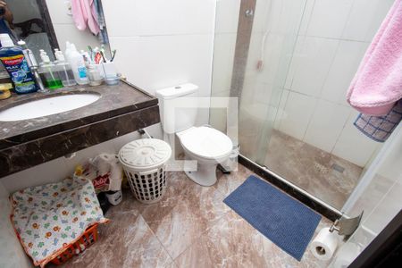 Casa de condomínio à venda com 198m², 4 quartos e 2 vagasSuíte 1