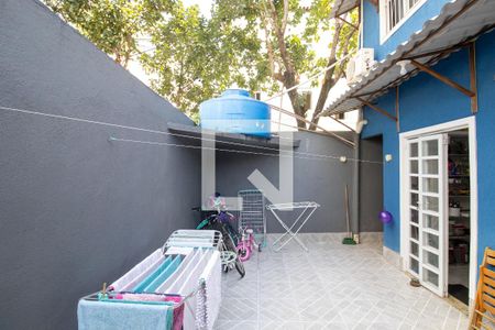 Casa de condomínio à venda com 198m², 4 quartos e 2 vagasÁrea de Serviço