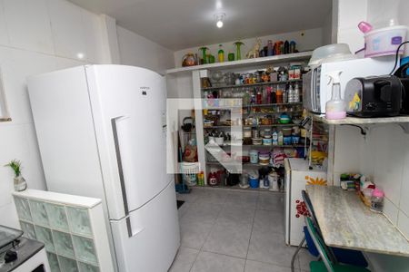 Casa de condomínio à venda com 198m², 4 quartos e 2 vagasCozinha