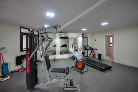 Apartamento à venda com 130m², 3 quartos e 2 vagas Apartamento à venda com 130m², 3 quartos e 2 vagasAcademia