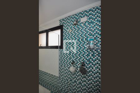 Apartamento à venda com 130m², 3 quartos e 2 vagas Apartamento à venda com 130m², 3 quartos e 2 vagasChuveiro do Banheiro da Suíte