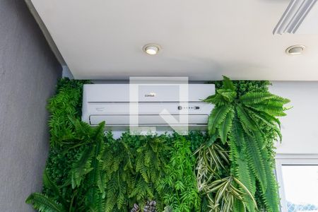 Sala de casa para alugar com 2 quartos, 77m² em Parada de Lucas, Rio de Janeiro