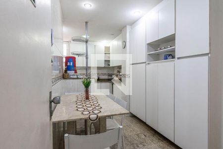 Apartamento à venda com 421m², 4 quartos e 3 vagas