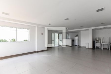 Apartamento à venda com 87m², 3 quartos e 2 vagas Apartamento à venda com 87m², 3 quartos e 2 vagasÁrea comum - Salão de festas