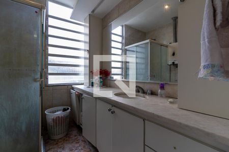 Apartamento à venda com 135m², 3 quartos e 1 vaga Apartamento à venda com 135m², 3 quartos e 1 vagaBanheiro Social