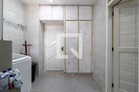 Apartamento à venda com 135m², 3 quartos e 1 vaga Apartamento à venda com 135m², 3 quartos e 1 vagaÁrea de Serviço