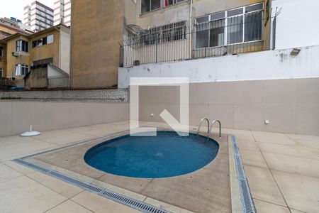 Apartamento à venda com 135m², 3 quartos e 1 vaga Apartamento à venda com 135m², 3 quartos e 1 vagaPiscina