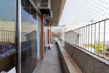 Apartamento à venda com 135m², 3 quartos e 1 vaga Apartamento à venda com 135m², 3 quartos e 1 vagaQuartos Varanda