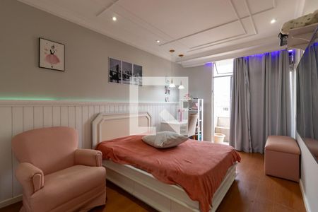 Apartamento à venda com 135m², 3 quartos e 1 vaga Apartamento à venda com 135m², 3 quartos e 1 vagaQuarto 3