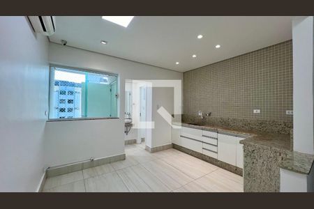 Casa à venda com 120m², 3 quartos e sem vaga Casa à venda com 120m², 3 quartos e sem vagaCozinha
