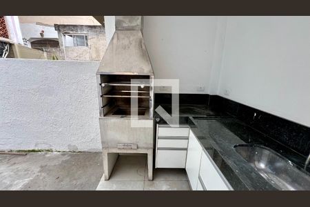 Casa à venda com 120m², 3 quartos e sem vaga Casa à venda com 120m², 3 quartos e sem vagaChurrasqueira