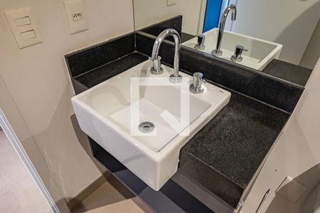 Apartamento à venda com 41m², 2 quartos e 1 vaga Apartamento à venda com 41m², 2 quartos e 1 vagaBanheiro