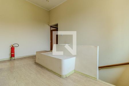Casa à venda com 210m², 5 quartos e 3 vagasCorredor